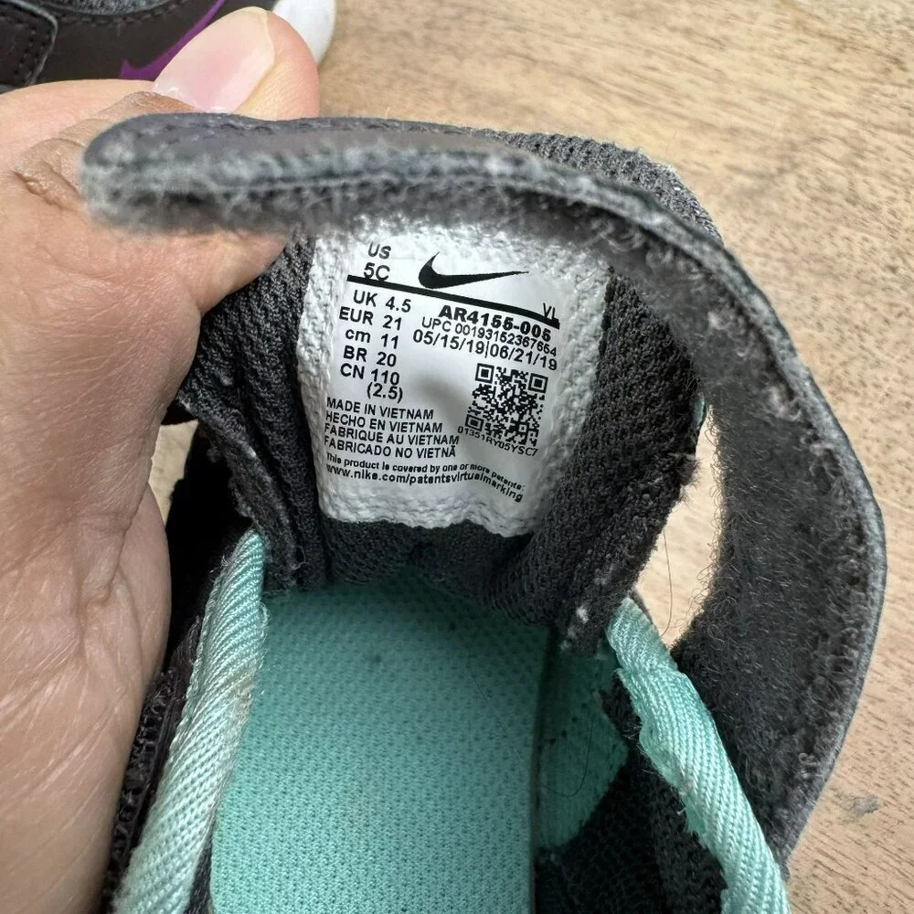 Nike Toddler Flex Contact 2 Size‎ 5C Black & Teal Sneakers With Strap Size 5C
